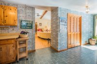 219 South Mendon