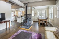 320 Mountain View