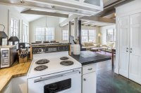 320 Mountain View
