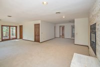852 Colonial