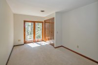 852 Colonial