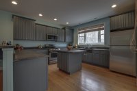 383 Lombard Hill