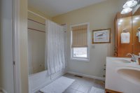 383 Lombard Hill