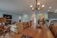 383 Lombard Hill