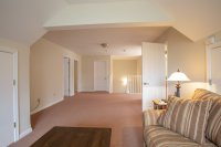 383 Lombard Hill