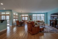 383 Lombard Hill