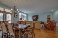 383 Lombard Hill