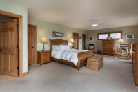 2155 East Mountain