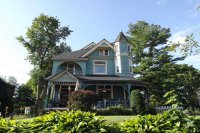 48 Crescent