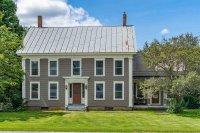 1222 West Woodstock