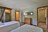 121 Townsend Brook
