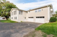 15 Green Knolls