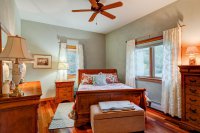 994 Sugarwood Hill