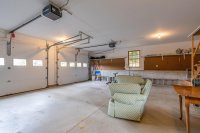 589 College Hill
