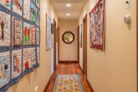 589 College Hill