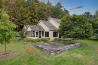 589 College Hill