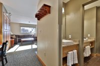 228 East Mountain