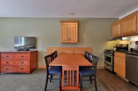 228 East Mountain