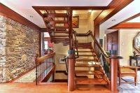 210 Bear Hill