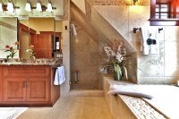 210 Bear Hill
