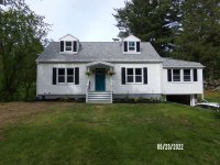 366 E Proctor