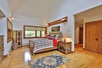 40 East Ash
