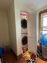 11 East Washington