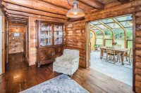 243 Fernwood