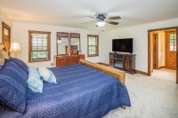 243 Fernwood