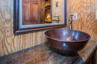 243 Fernwood