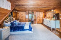 243 Fernwood