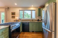 3903 Densmore Hill