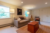 3903 Densmore Hill