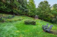 3903 Densmore Hill