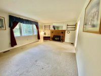 880 College HIll