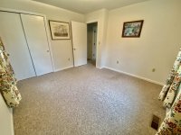 880 College HIll