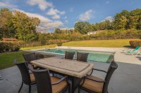 16 Grandview