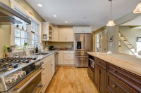 819 Pomfret