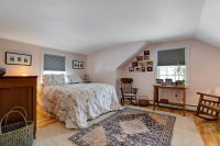 819 Pomfret