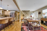 819 Pomfret