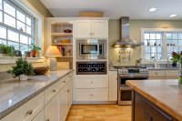 819 Pomfret