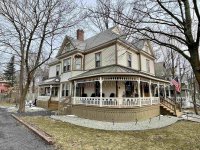 9 East Washington