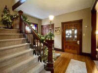 9 East Washington