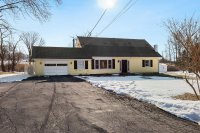 386 East Pittsford