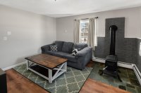 386 East Pittsford