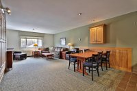 228 East Mountain