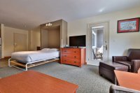228 East Mountain