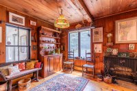 2646 Curtis Hollow