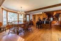 2646 Curtis Hollow