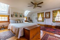 2646 Curtis Hollow